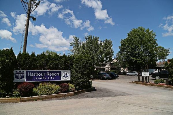 Knights Inn Lagoon Harbour Resort & Hotel (Provinz Ontario)